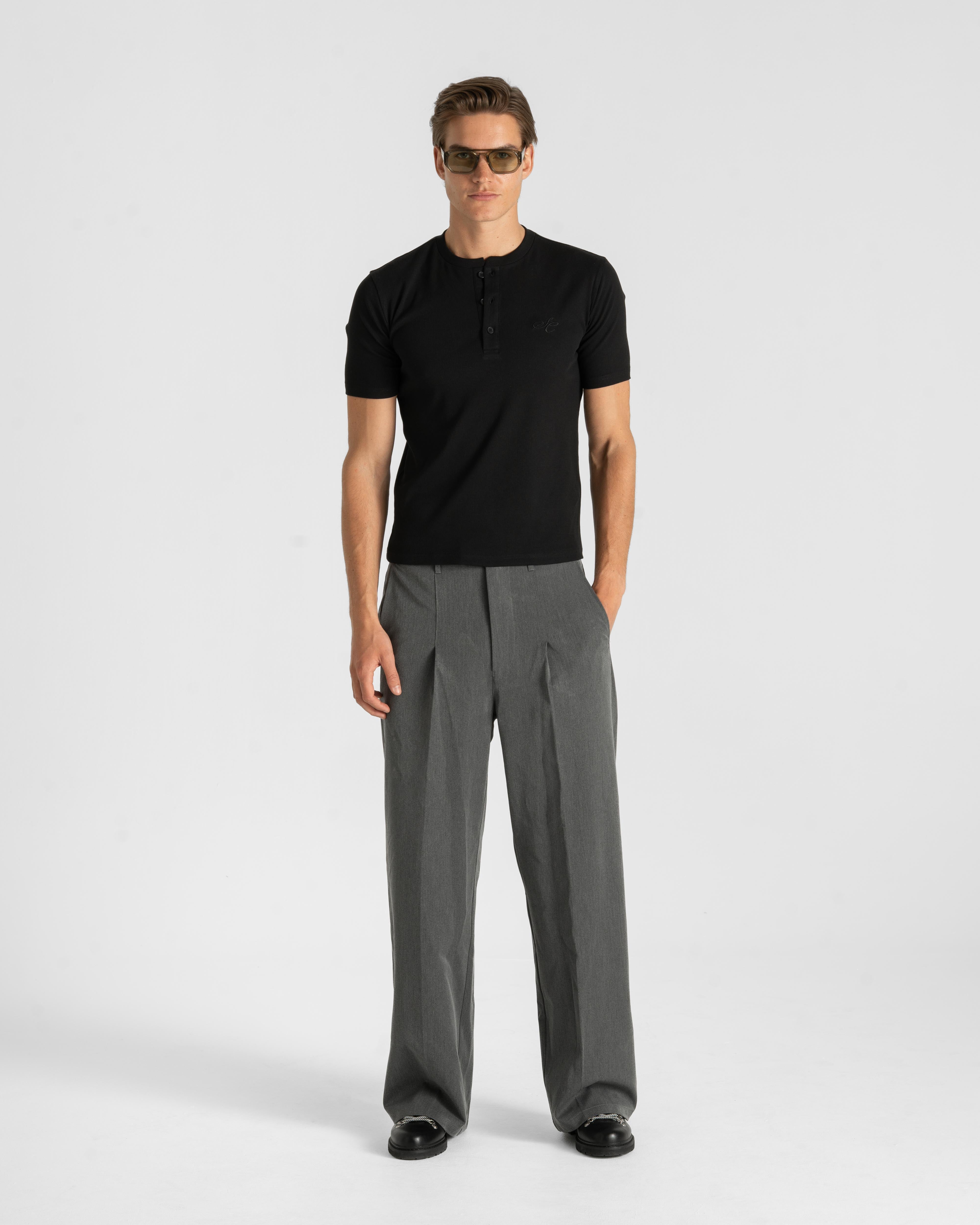 Henley Short Sleeve Black